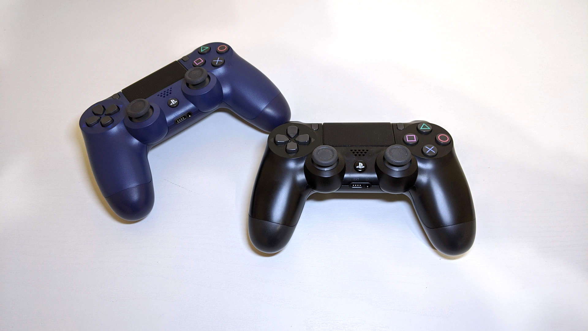 PS4リモートプレイのためにデュアルショック4を追加購入！リモートプレイ専用コントローラーがあると超便利！ | Secura Vita