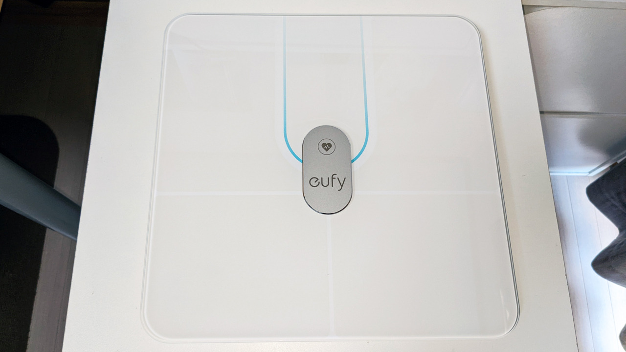 Wi-Fiでスマホと自動連携できる体重体組成計Anker Eufy Smart Scale P2 Pro。Fitbitとも連携できる！