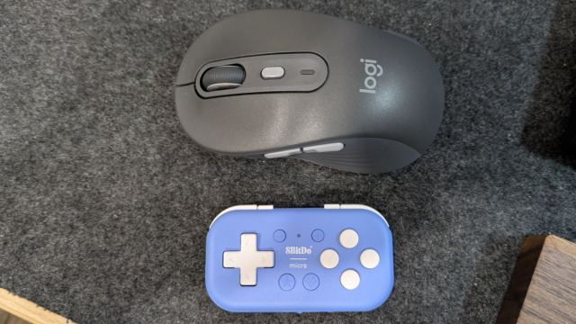 8Bitdo Micro