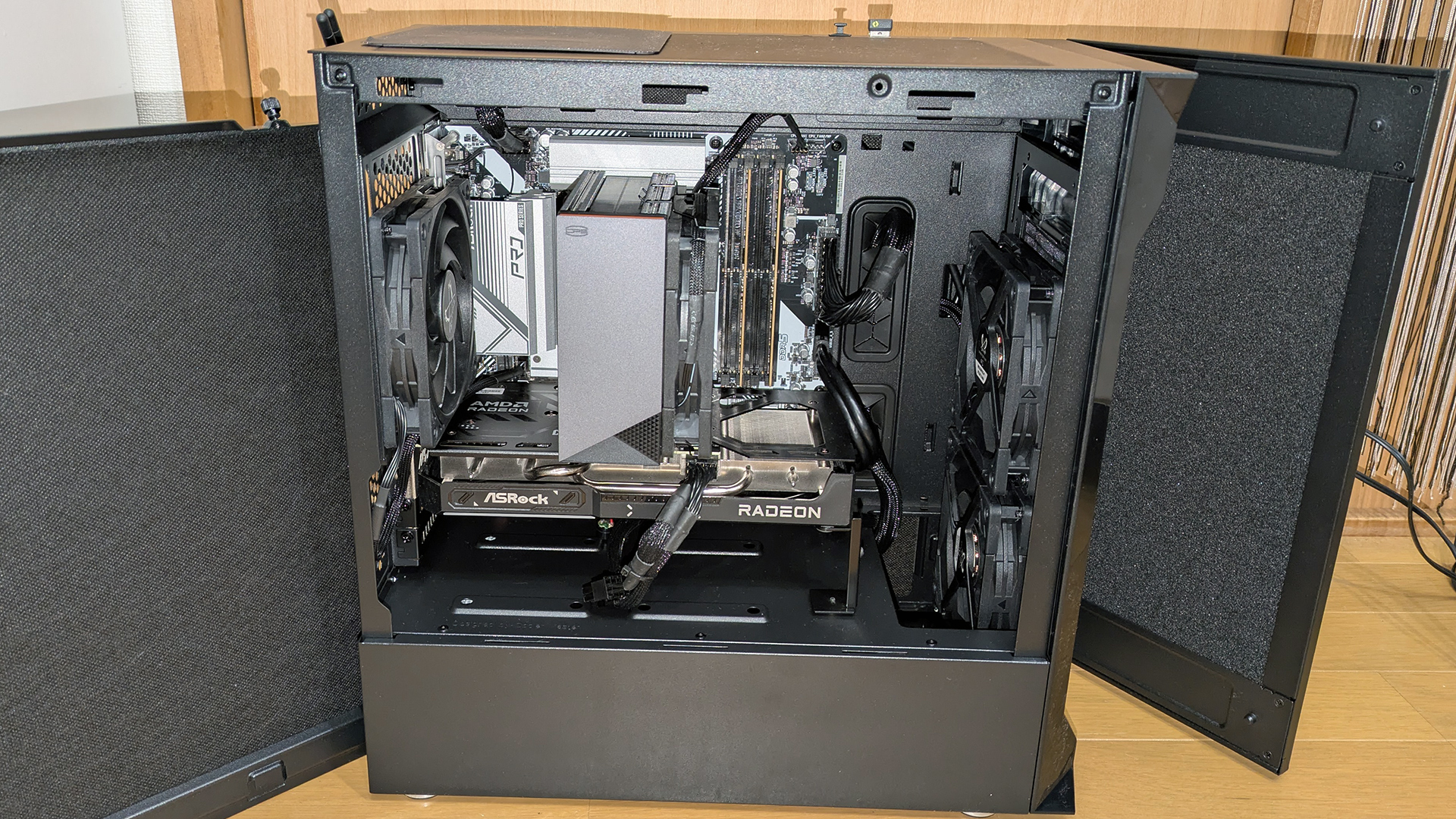 静音PCケース「Cooler Master Silencio S400」で静音PCを目指す！完全