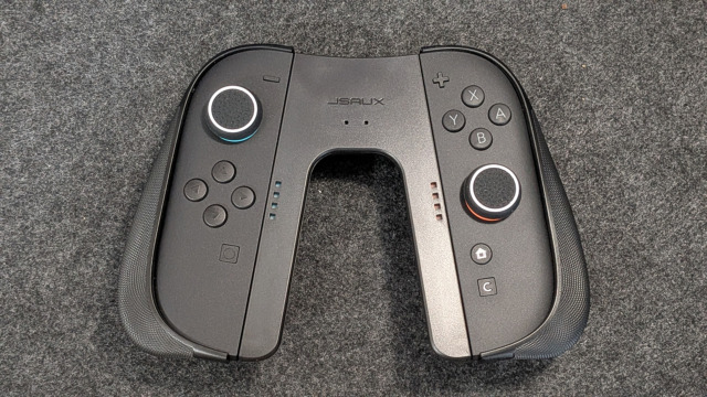 Switch2用V字型JoyCon2充電グリップ+ケースセット
