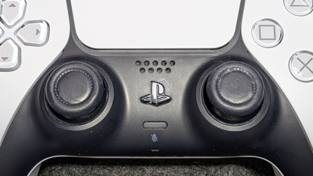 中古のDualSense